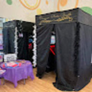 Meet your Posher, Yvette